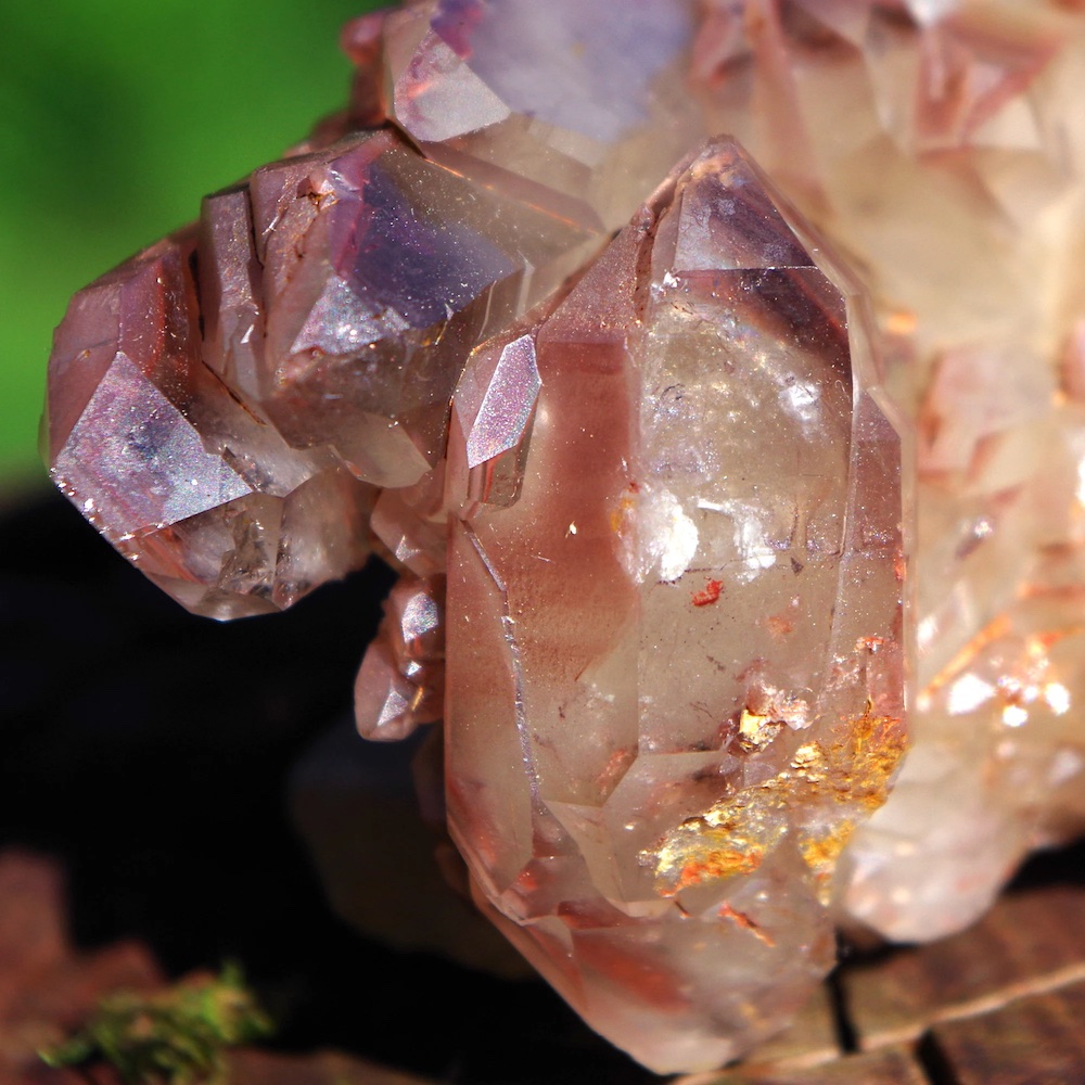 Magnifique amas de cristaux de quartz hématite, biterminé, avec inclusions d'hématite, Zimbabwe